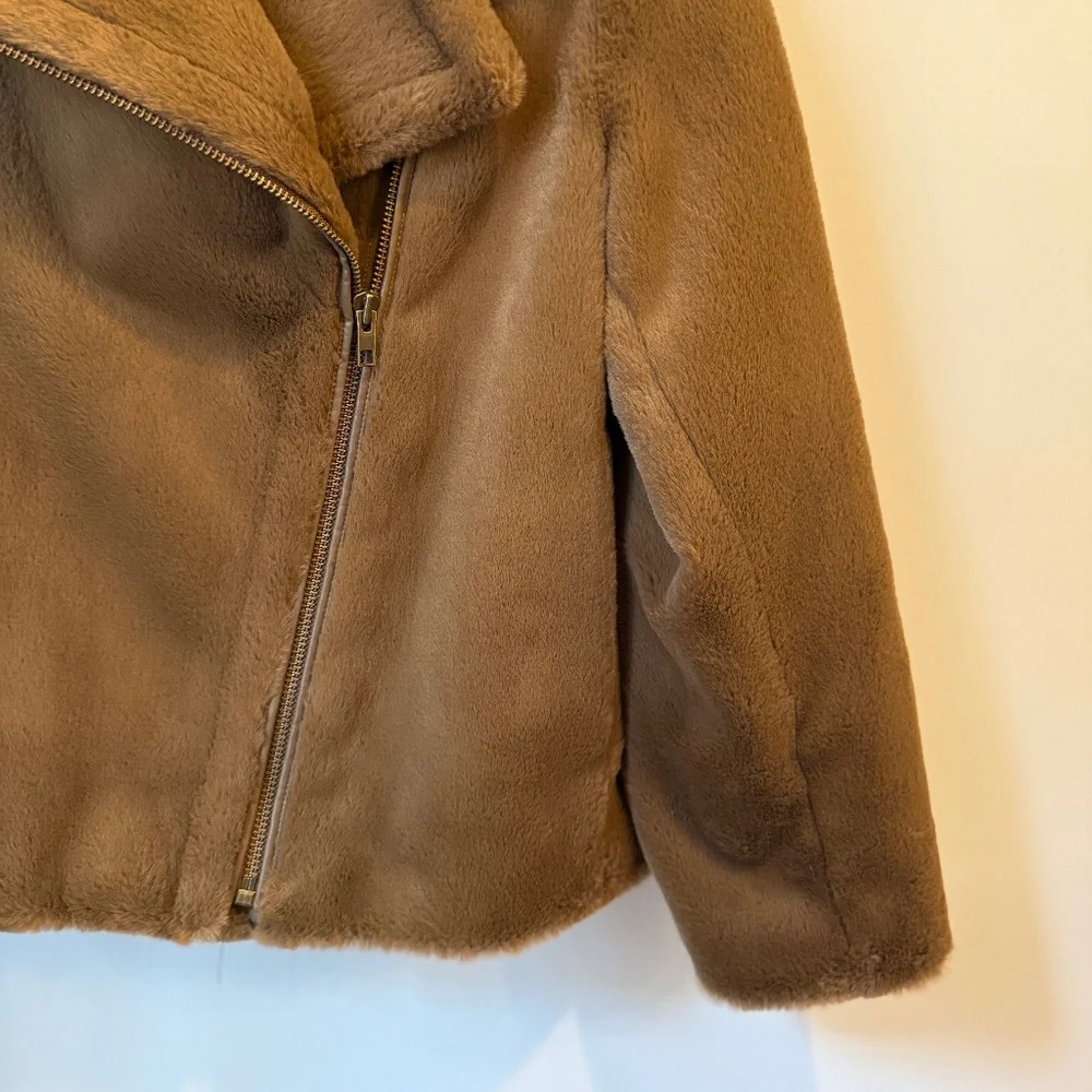 Vince Faux Fur zip moto jacket size Large - Picture 7 of 12